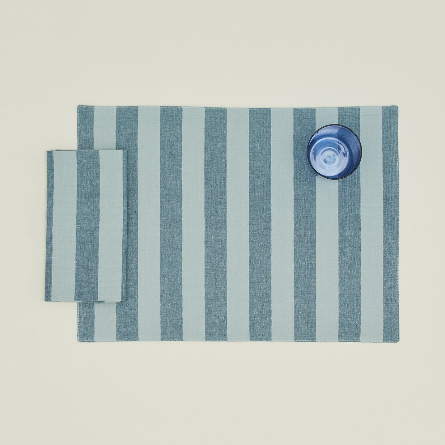 Essential Striped Dinner Napkin and Placemat in Sky and Peacock