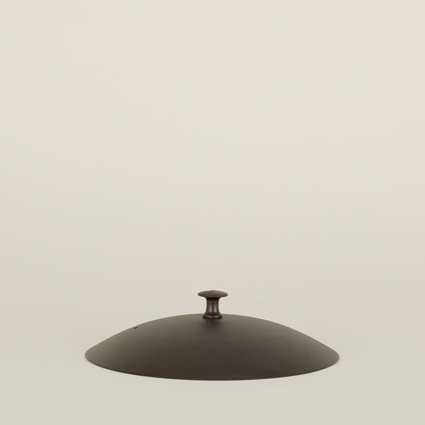 Spun iron wok lid