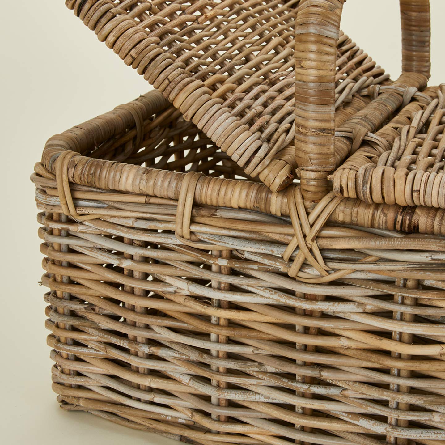 Close up view of Basketly rattan picnic basket