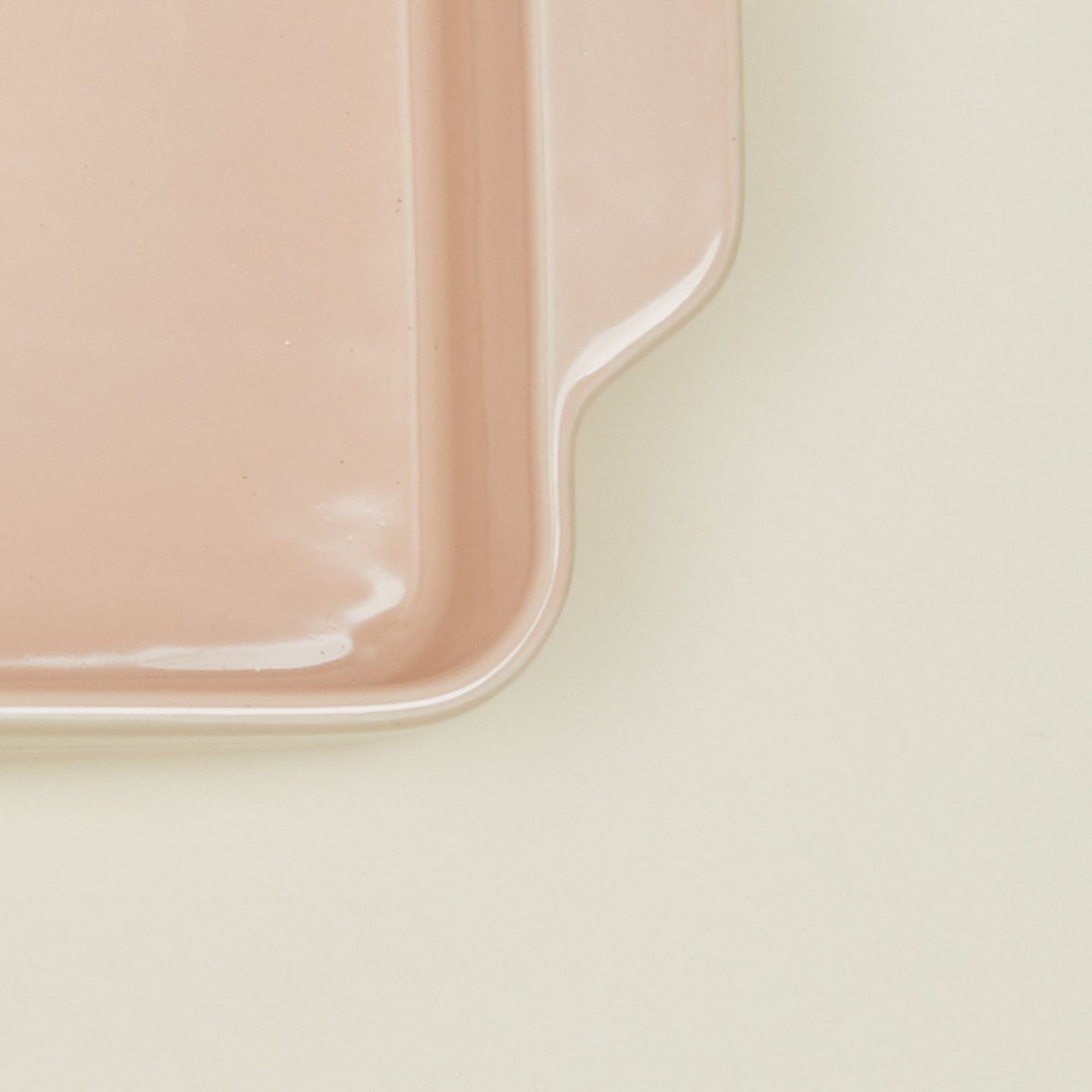 Close up view of 9" x 13" in essential bakeware in blush