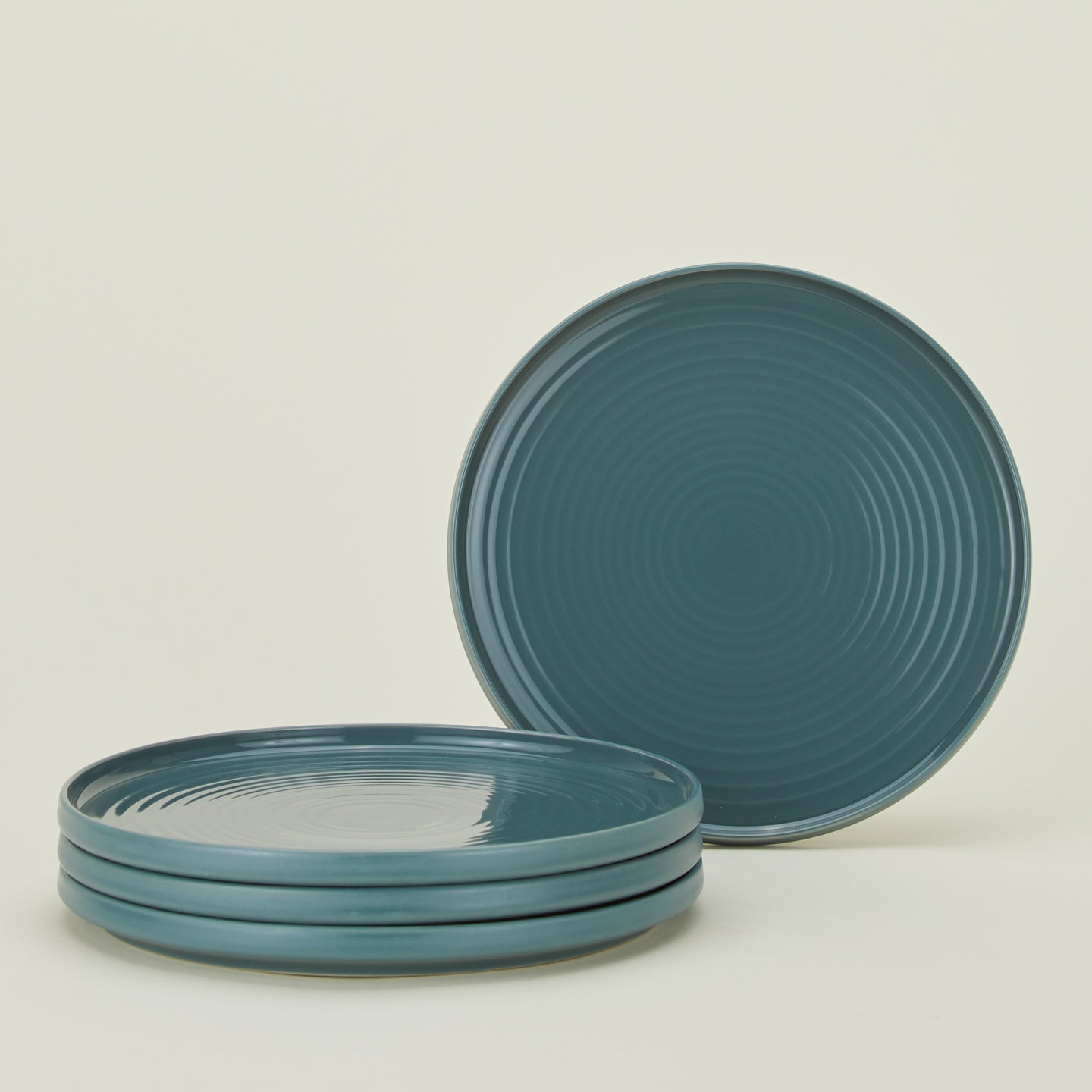 Set of 4 essential dinnerware dinner plates in peacock