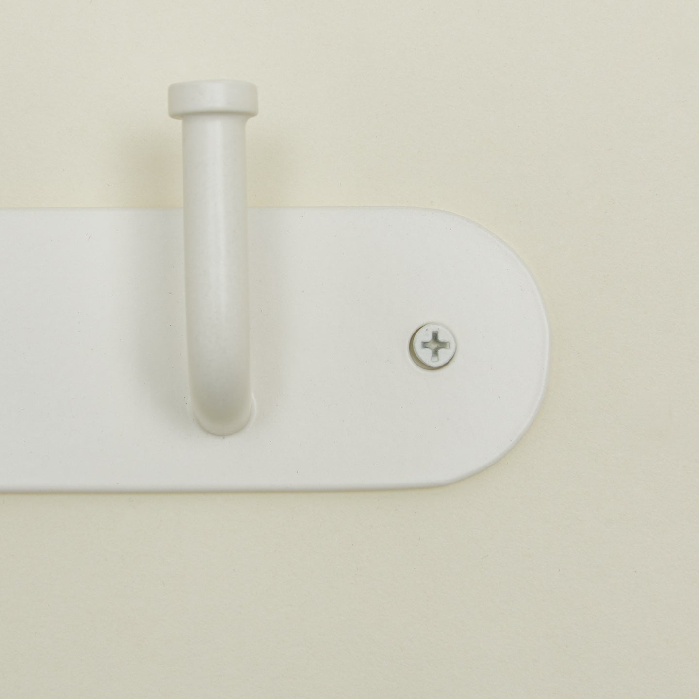 Detailed view of Essential hook rack in ivory