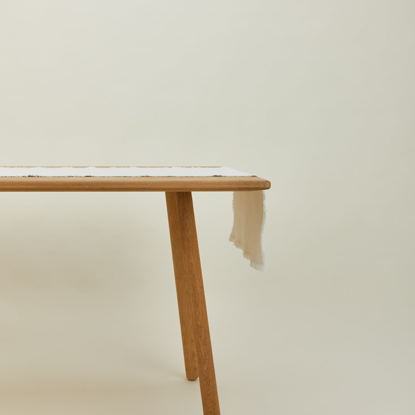 Essential ivory runner