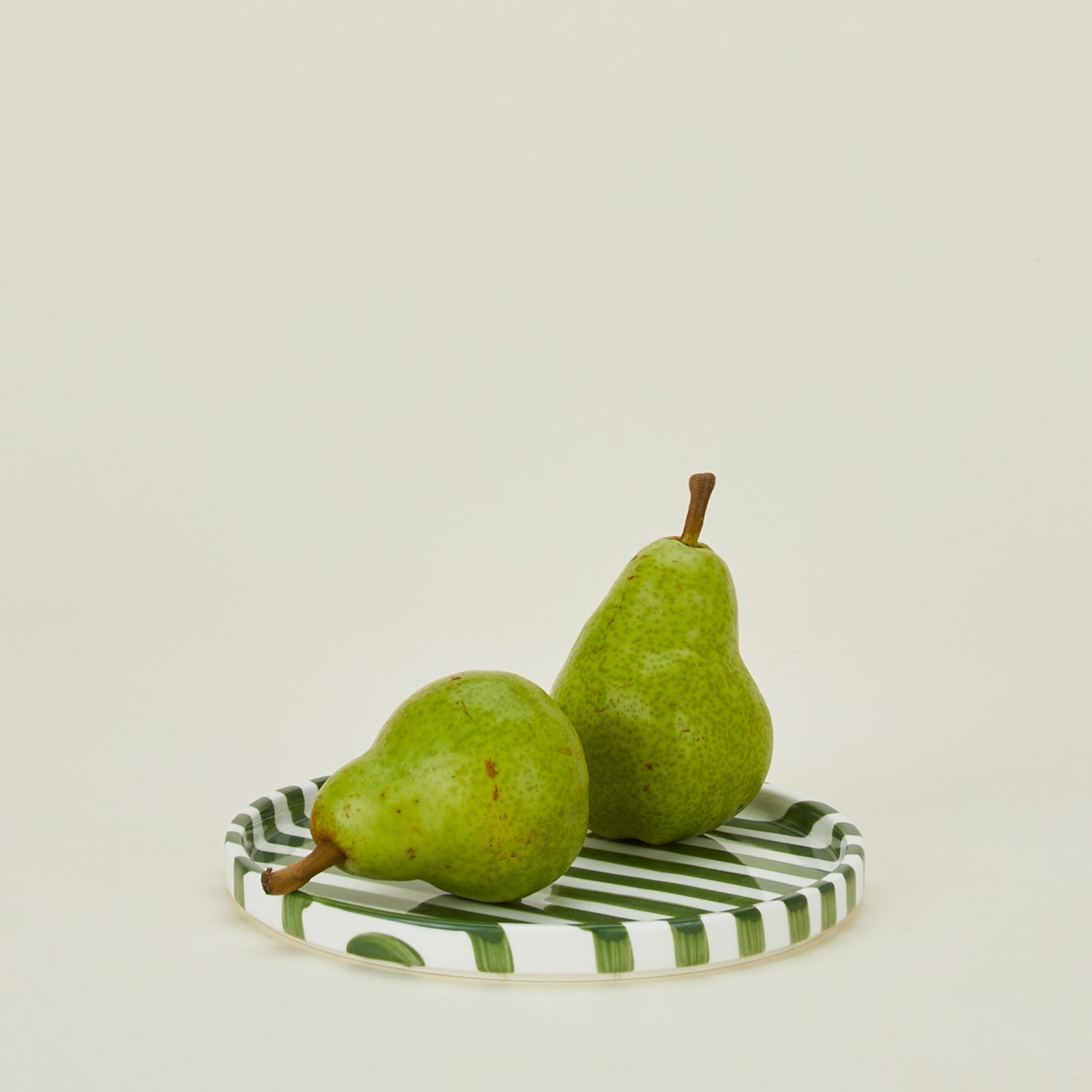 Fodory olive striped dinner plate with pears