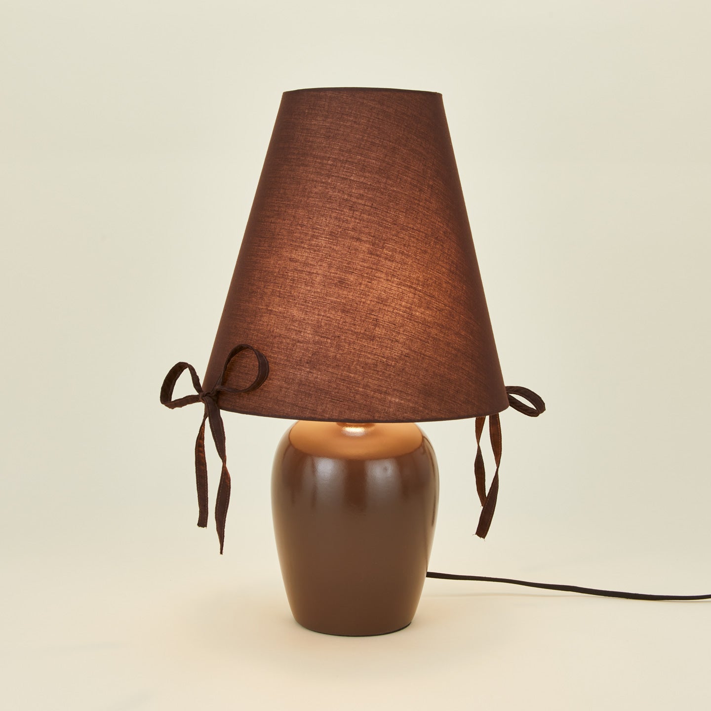 Burgundy Bows Table Lamp