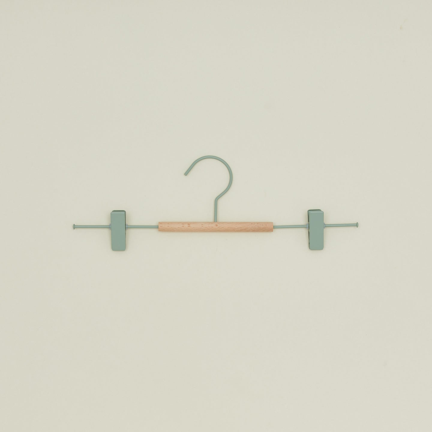 Clip hanger in sage