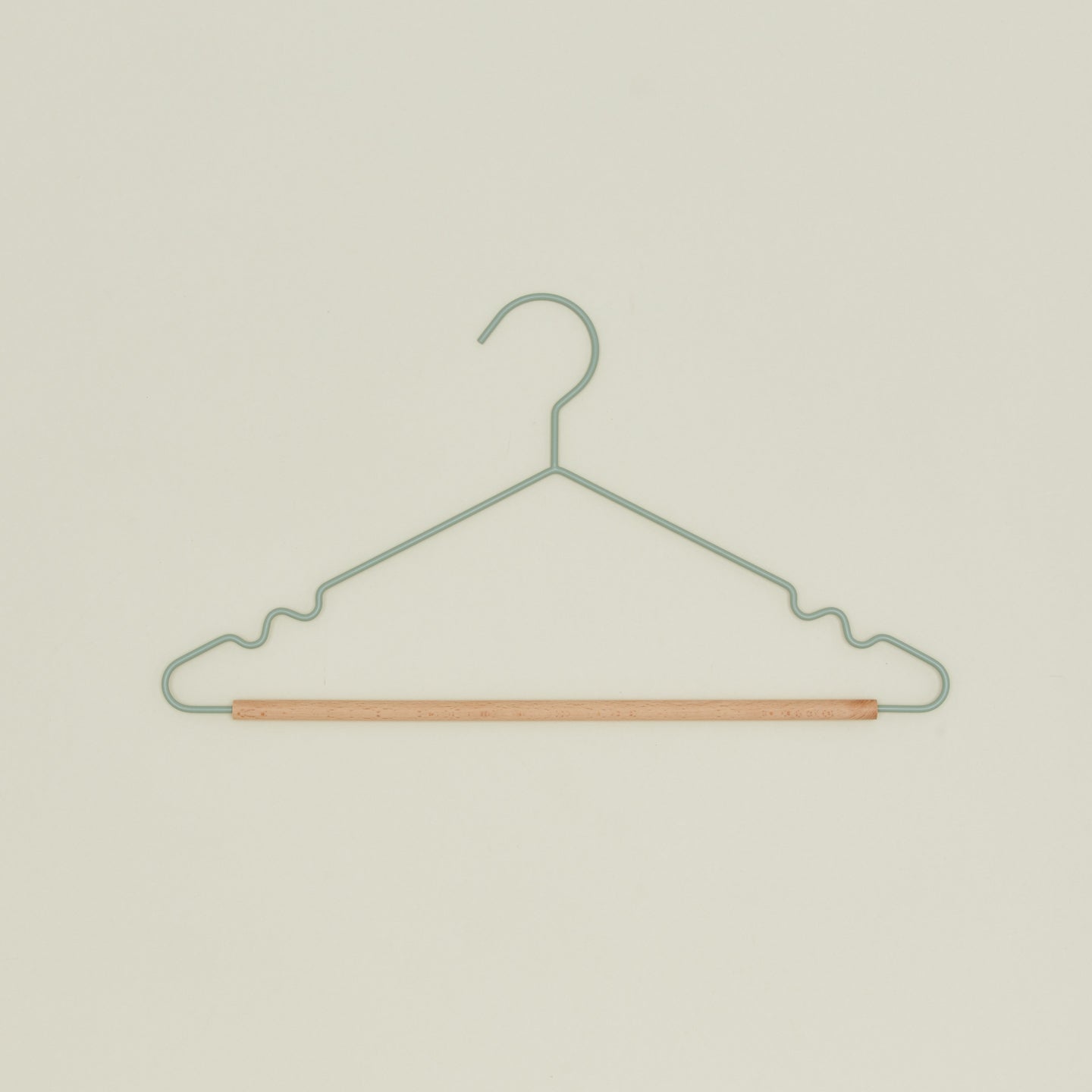 Top hanger in sage
