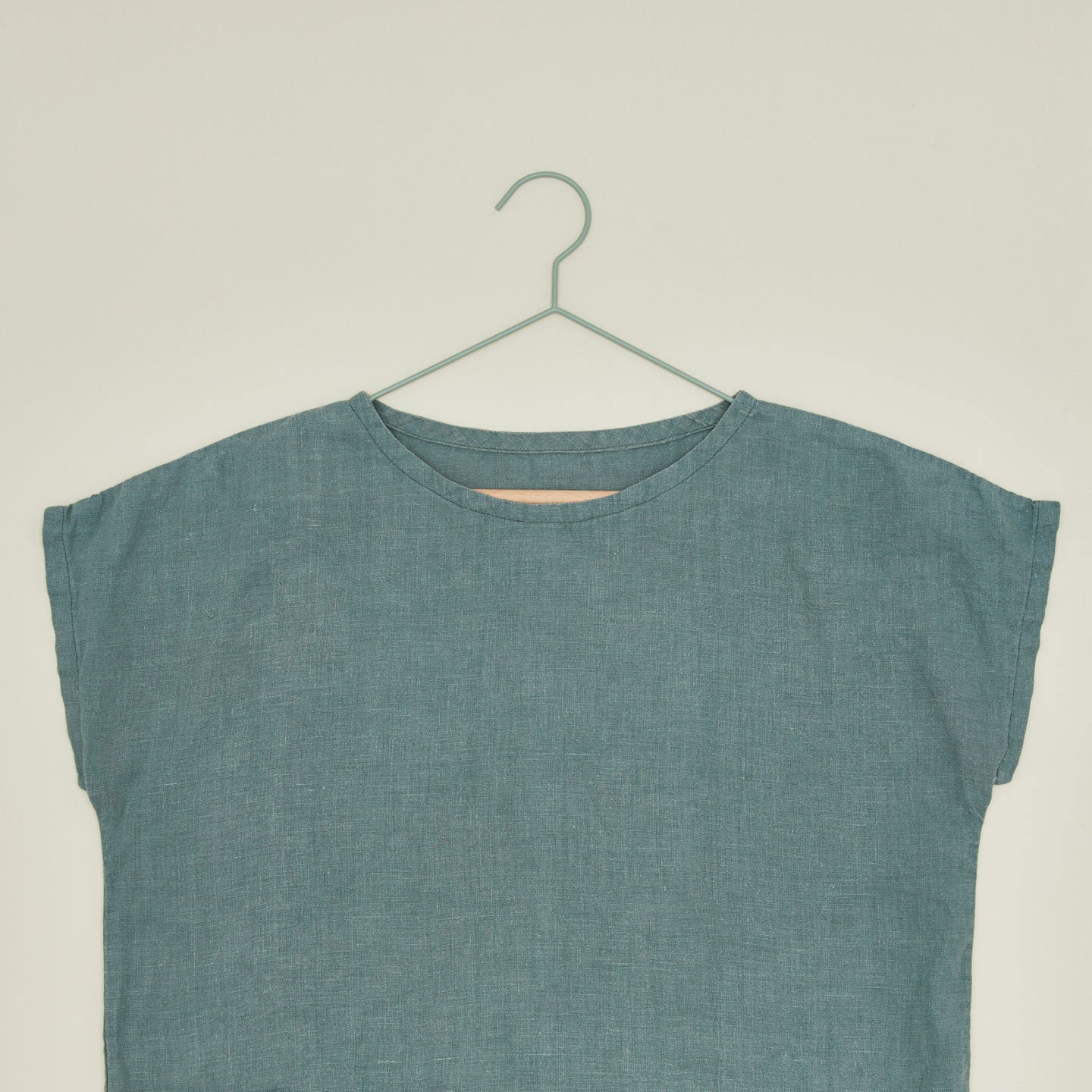 Top hanger in sage with shirt