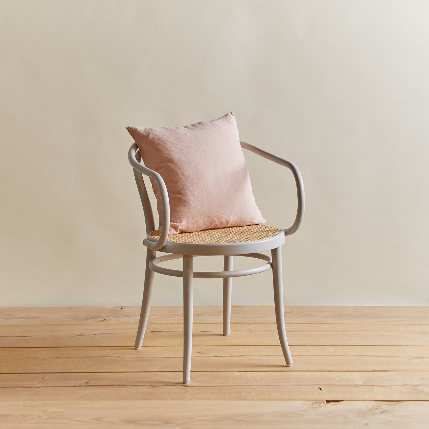 Simple linen pillow in blush