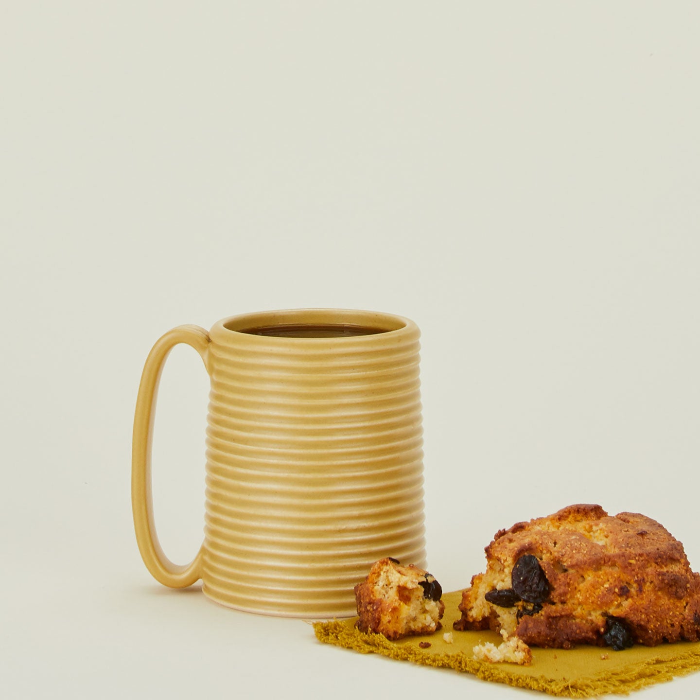 Tall Ribbed Mug in Marigold.