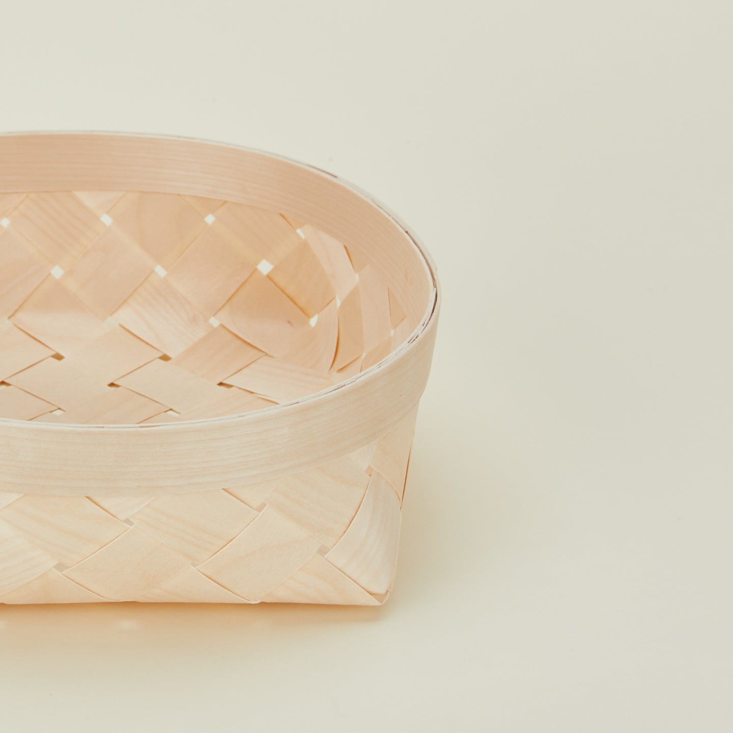 Close up view of large Verso bread basket