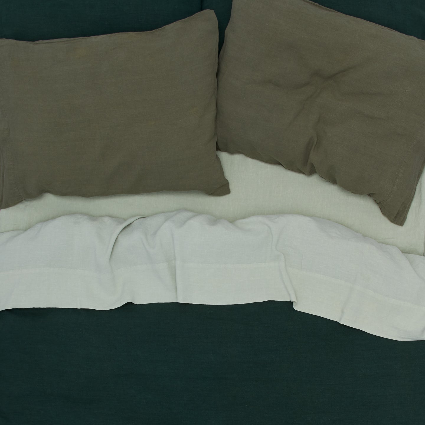 Simple Linen Fitted Sheet - Olive